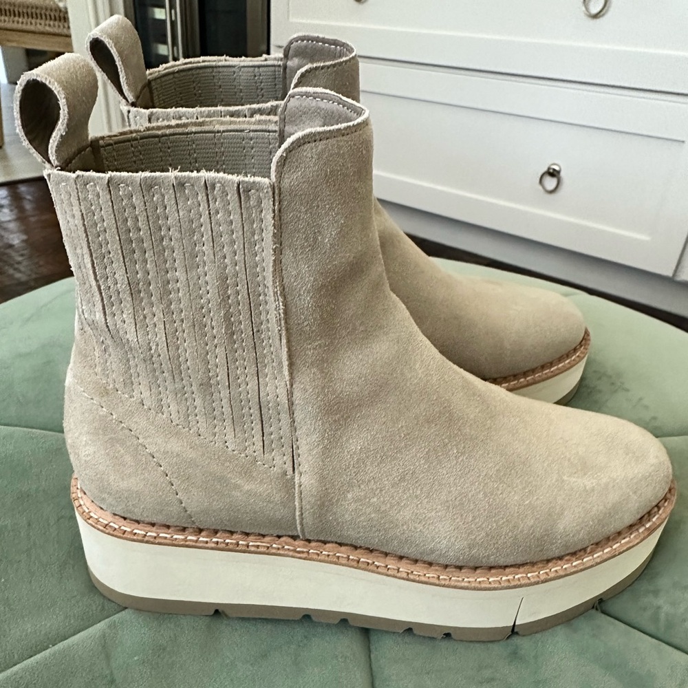 Women's Dolce Vita Greige Suede Ankle Boots